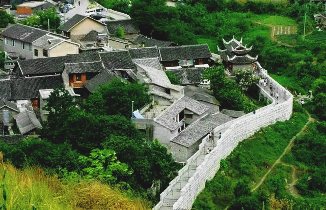 贵州旅行团建